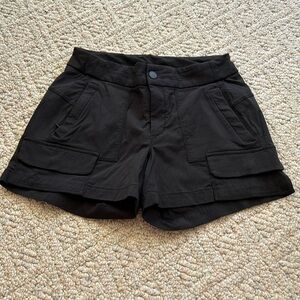 EUC Athleta Trekkie Shorts